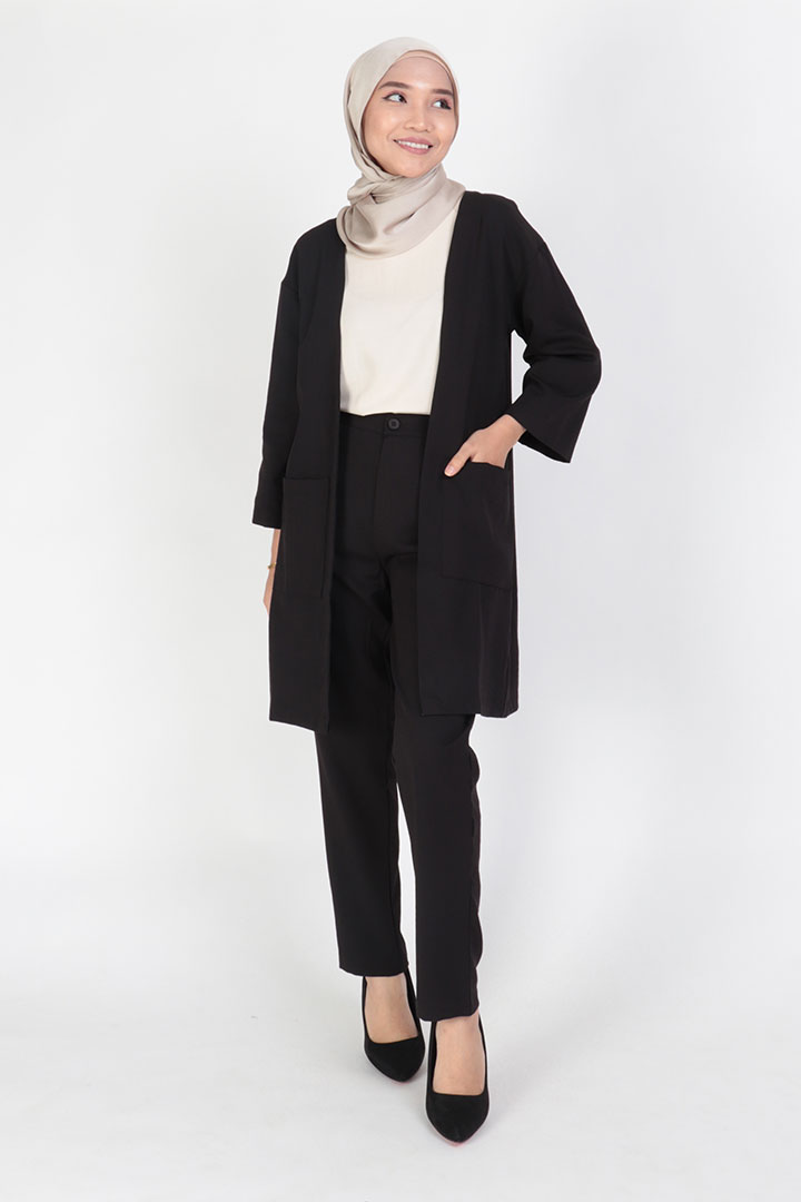 Zoya Cardigan Black - Jasmina