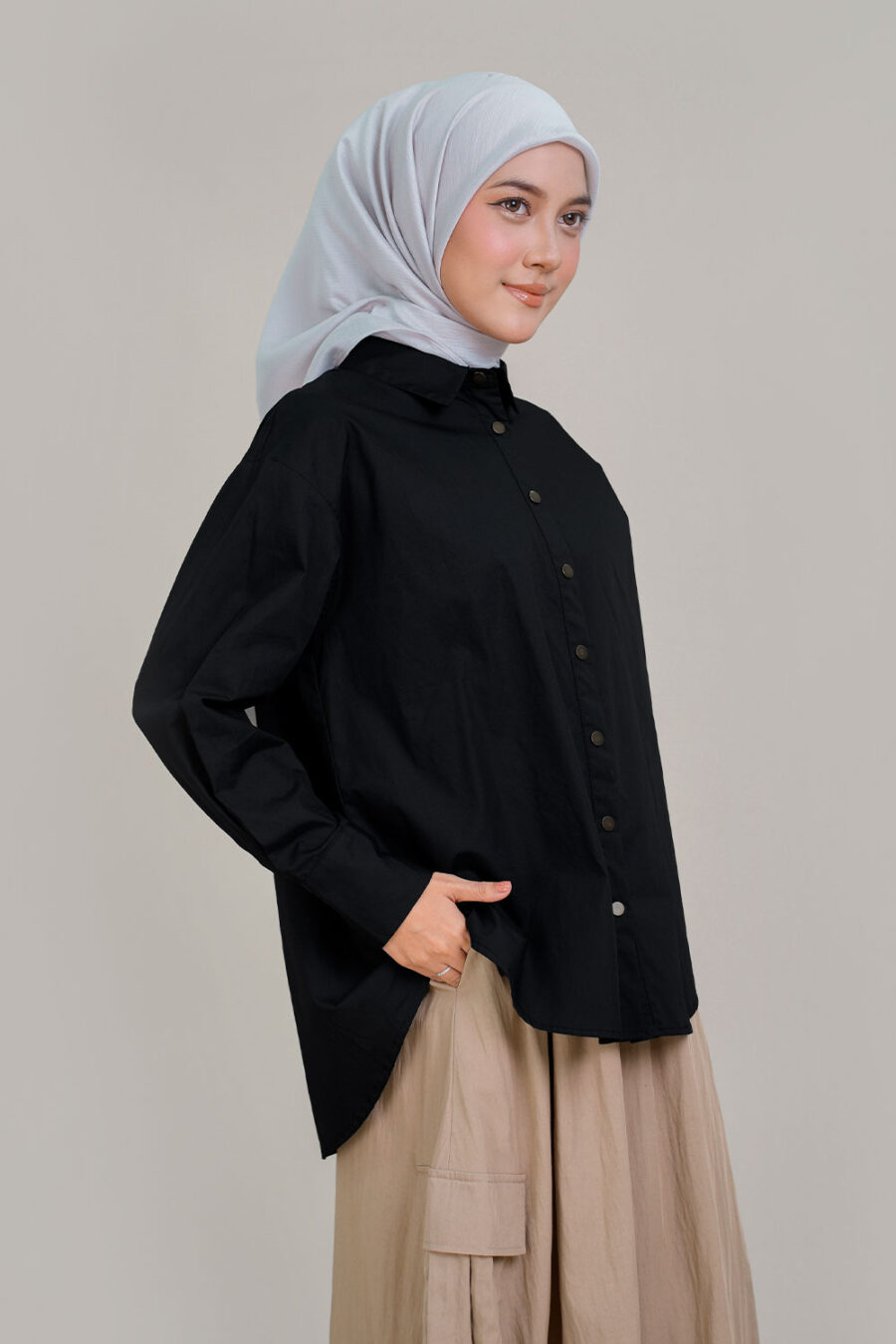 Zane Blouse Black - Image 2