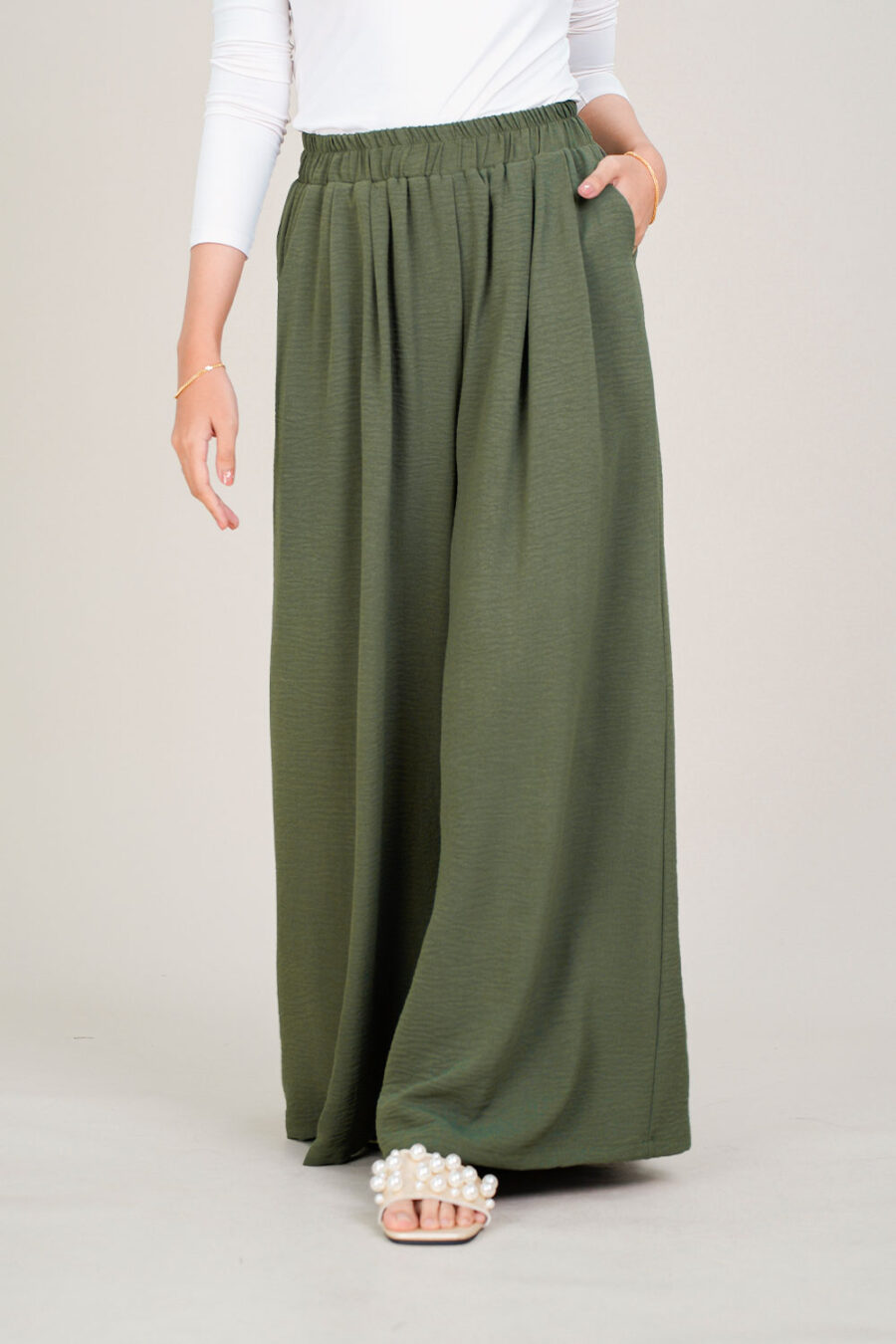 Karen Pants Green - Image 3