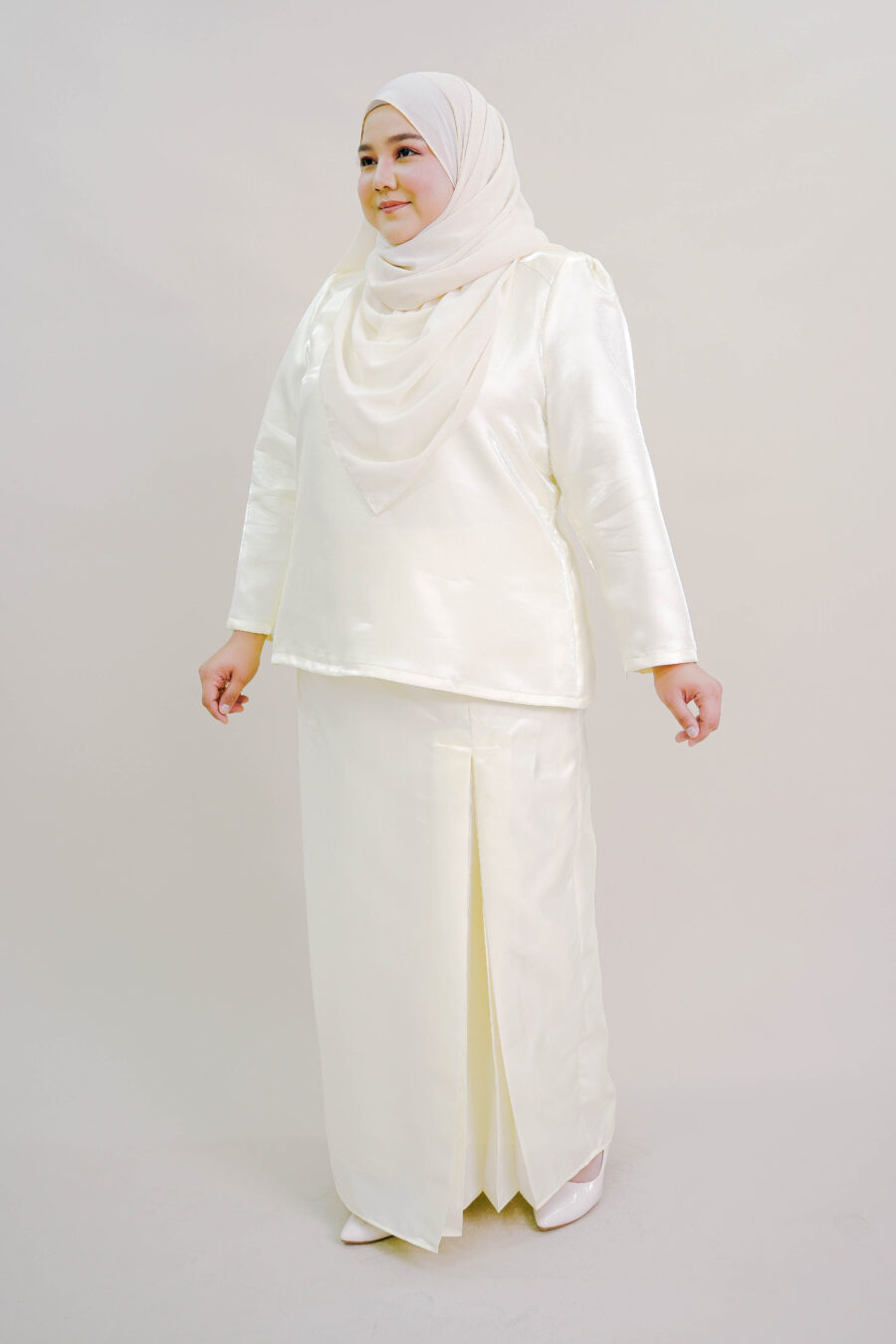 Kalea Plus Size Shimmer Kurung in Soft Yellow - Image 3