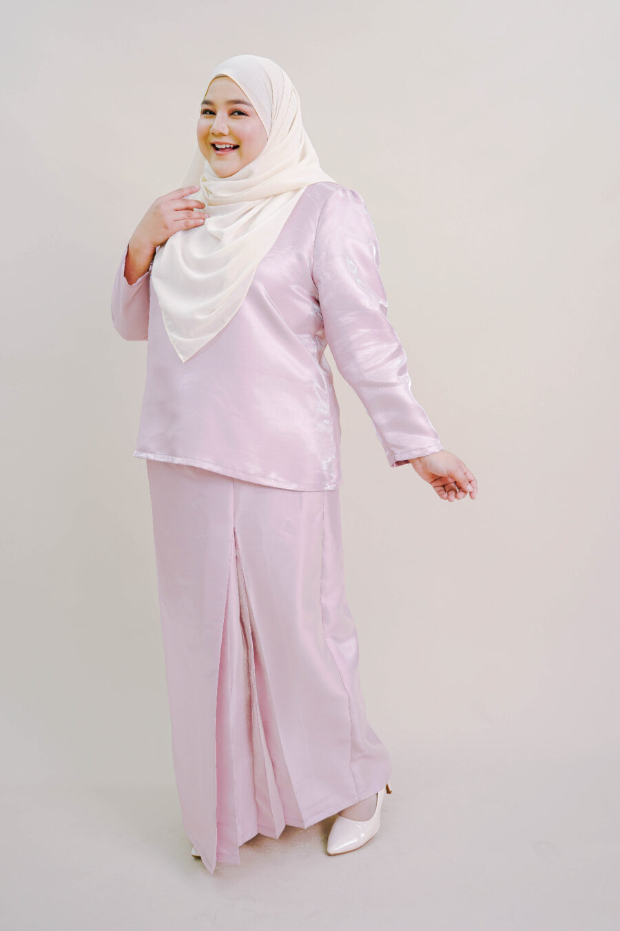 Kalea Plus Size Shimmer Kurung in Pink