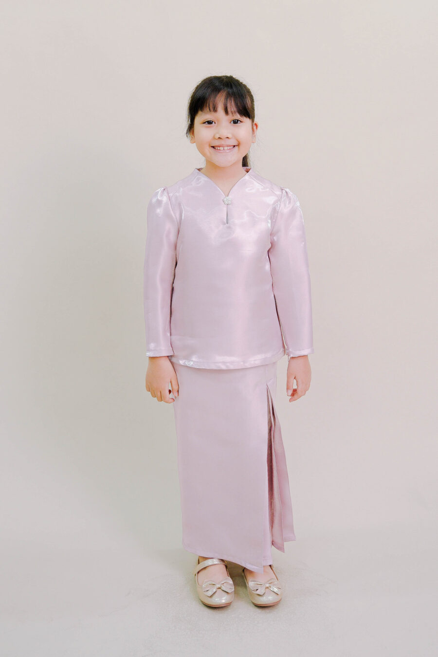 Kalea Kids Shimmer Kurung in Pink - Image 2