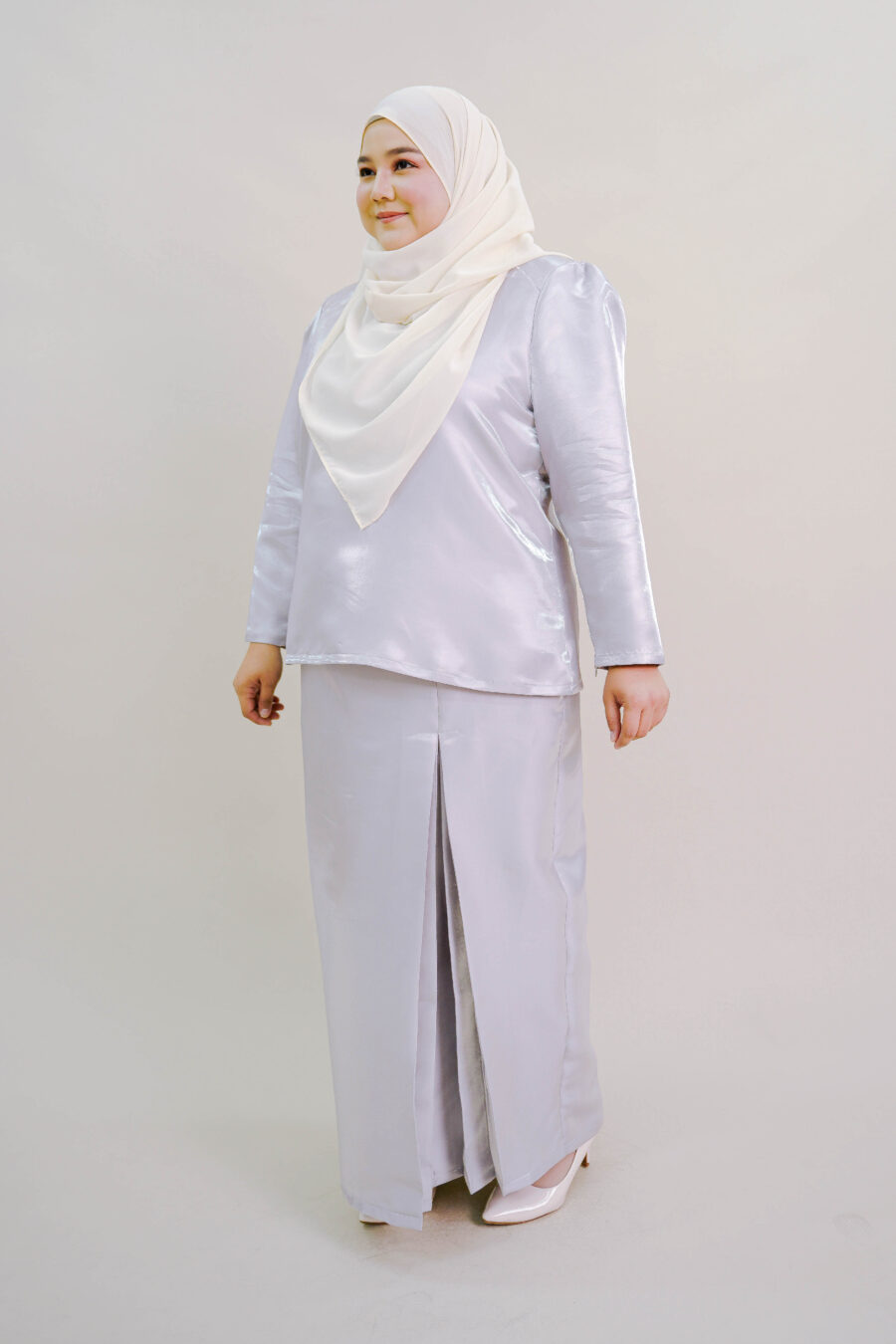 Kalea Plus Size Shimmer Kurung in Lilac - Image 3