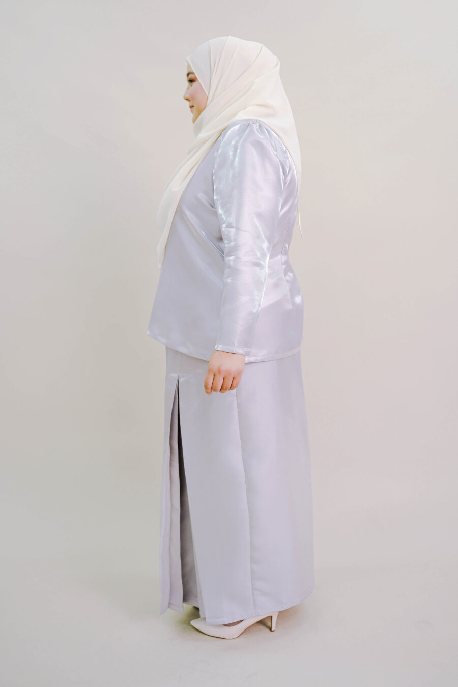 Kalea Plus Size Shimmer Kurung in Lilac - Image 4