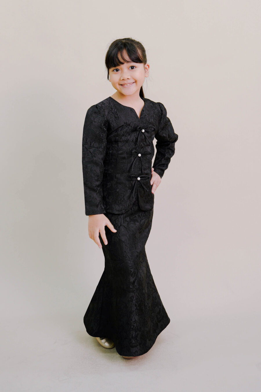 Kioshi Kids Ribbon Kurung in Black