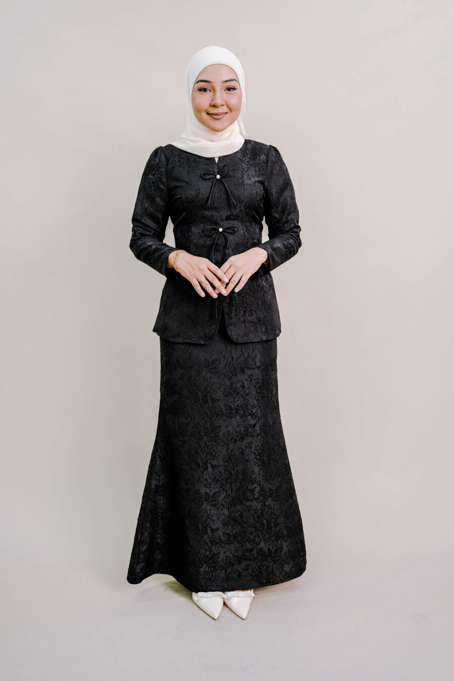 Kioshi Ribbon Kurung in Black