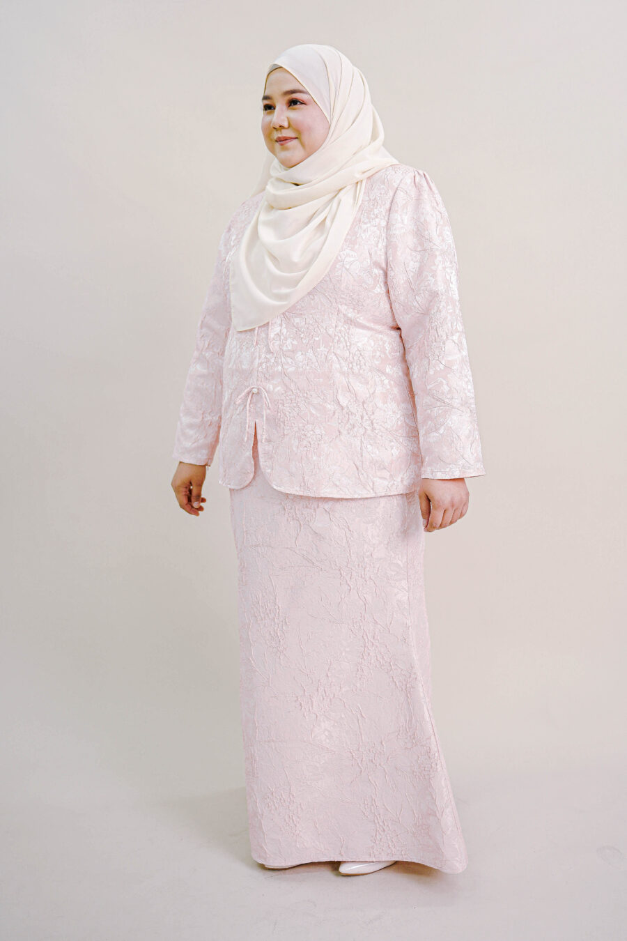 Kioshi Plus Size Ribbon Kurung in Pink - Image 3