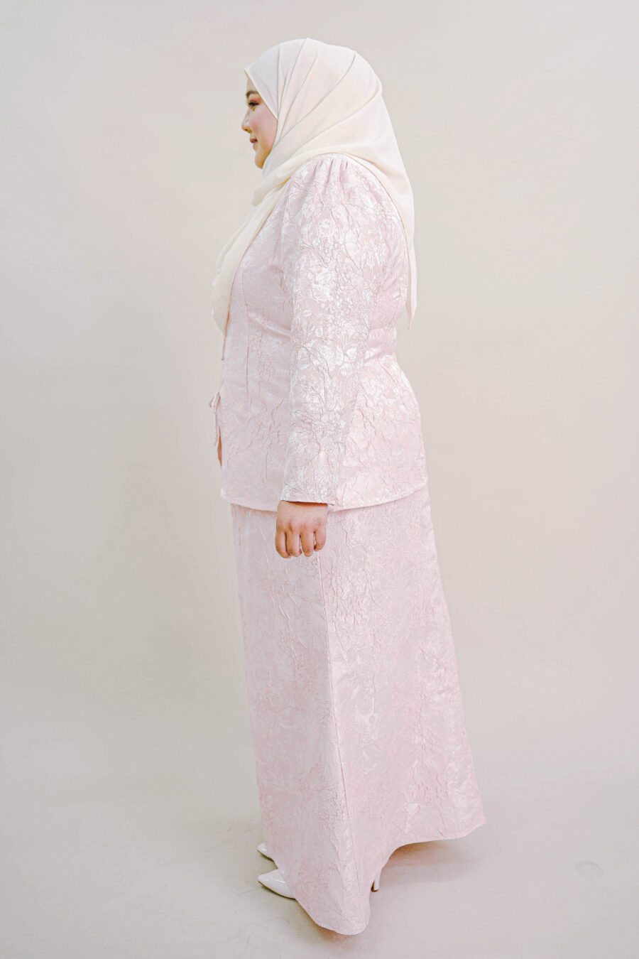 Kioshi Plus Size Ribbon Kurung in Pink - Image 4