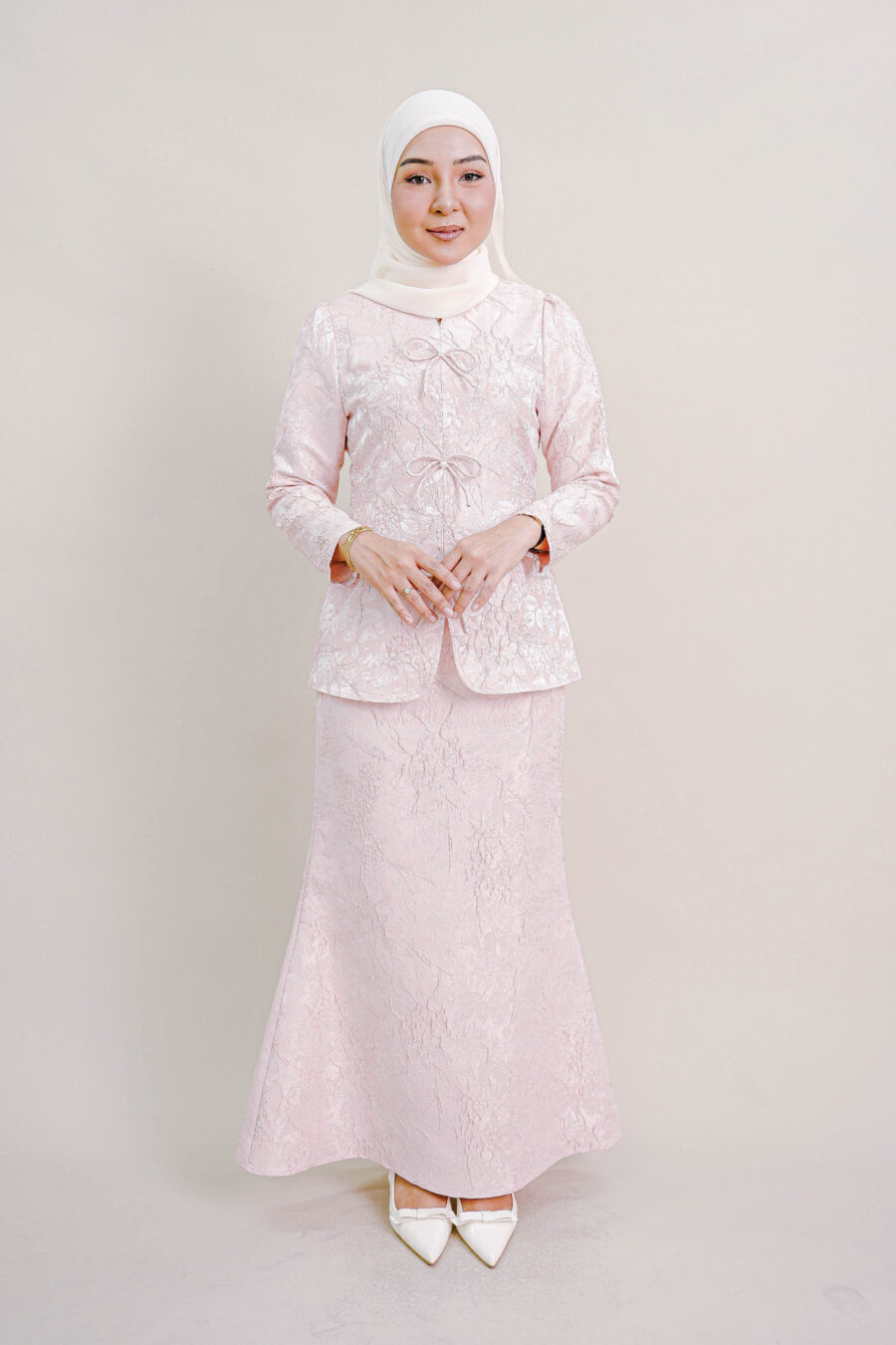 Kioshi Ribbon Kurung in Pink - Image 3