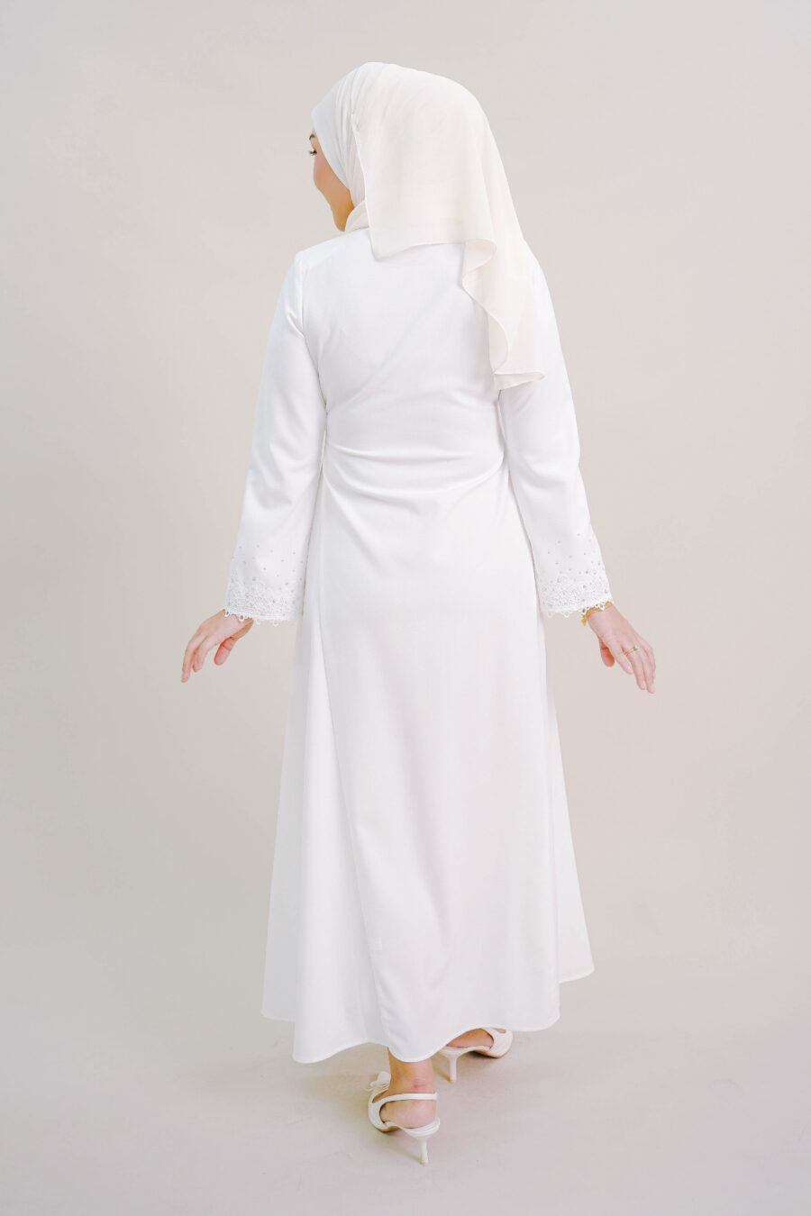 Dian Dress in White - Image 4