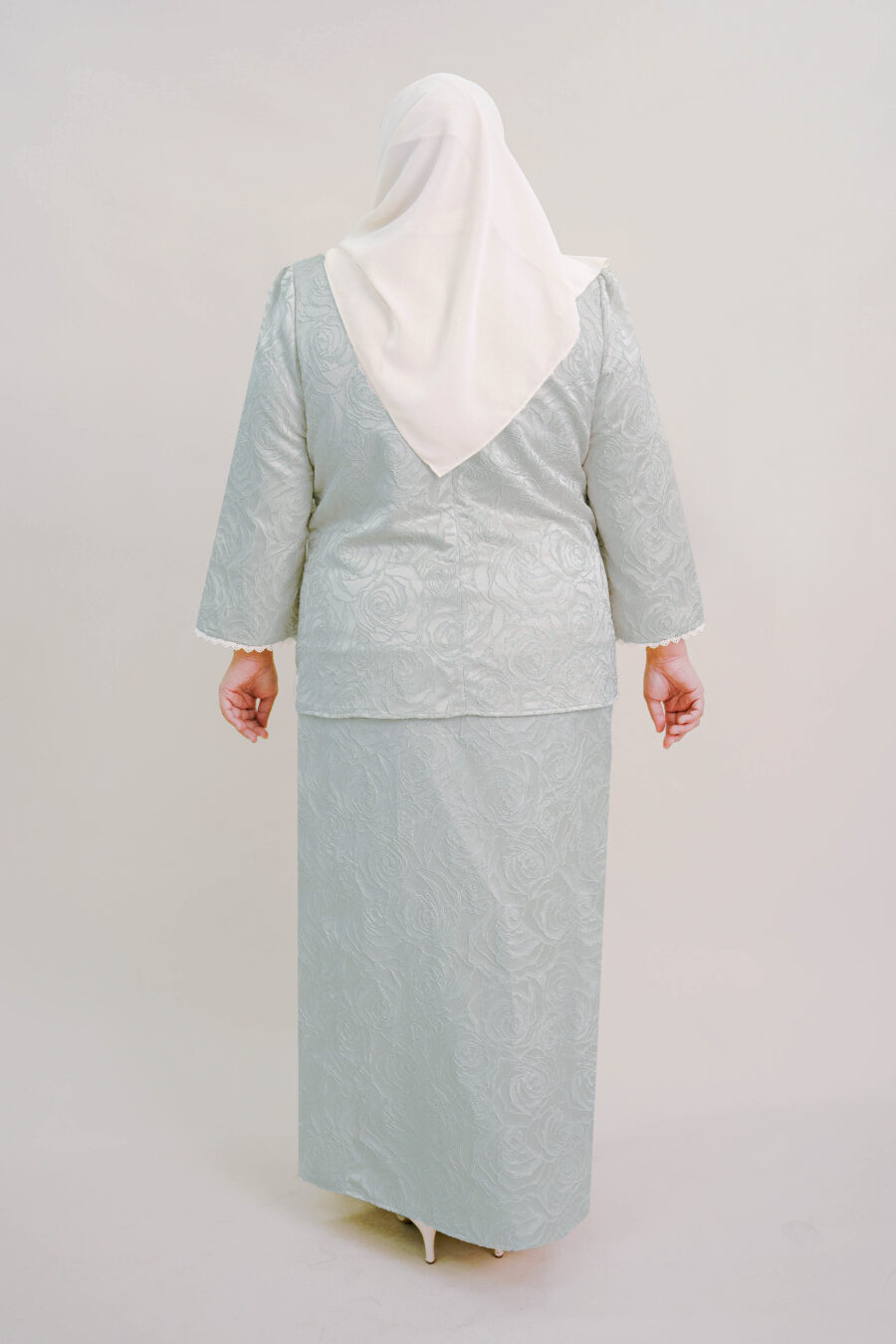 Felline Plus Size Kurung in Dusty Green - Image 3