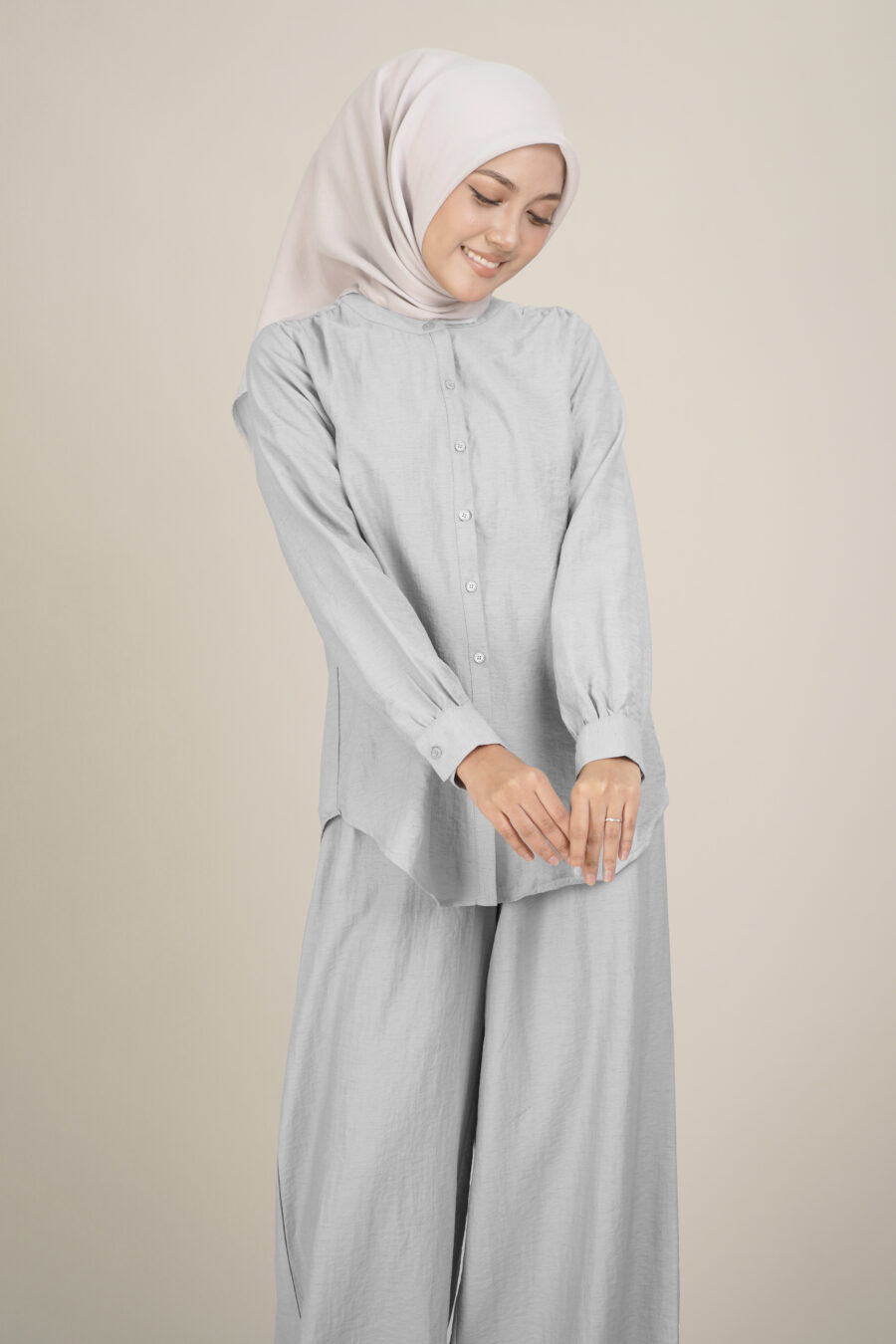 Alodia Blouse Grey - Image 4