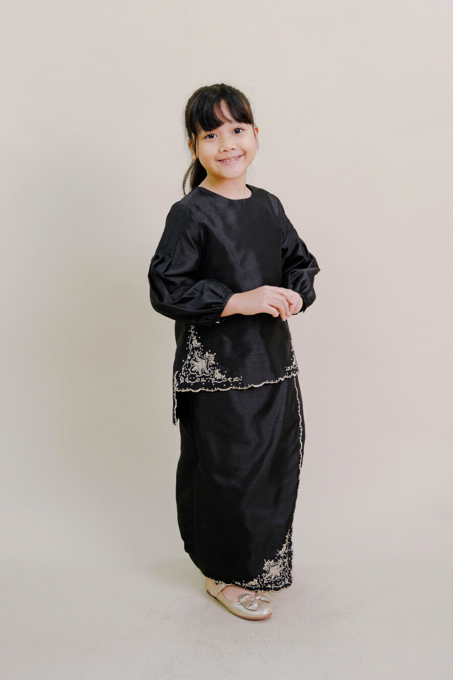 Evelyn Kids Kurung with Embroidery in Black - Image 2