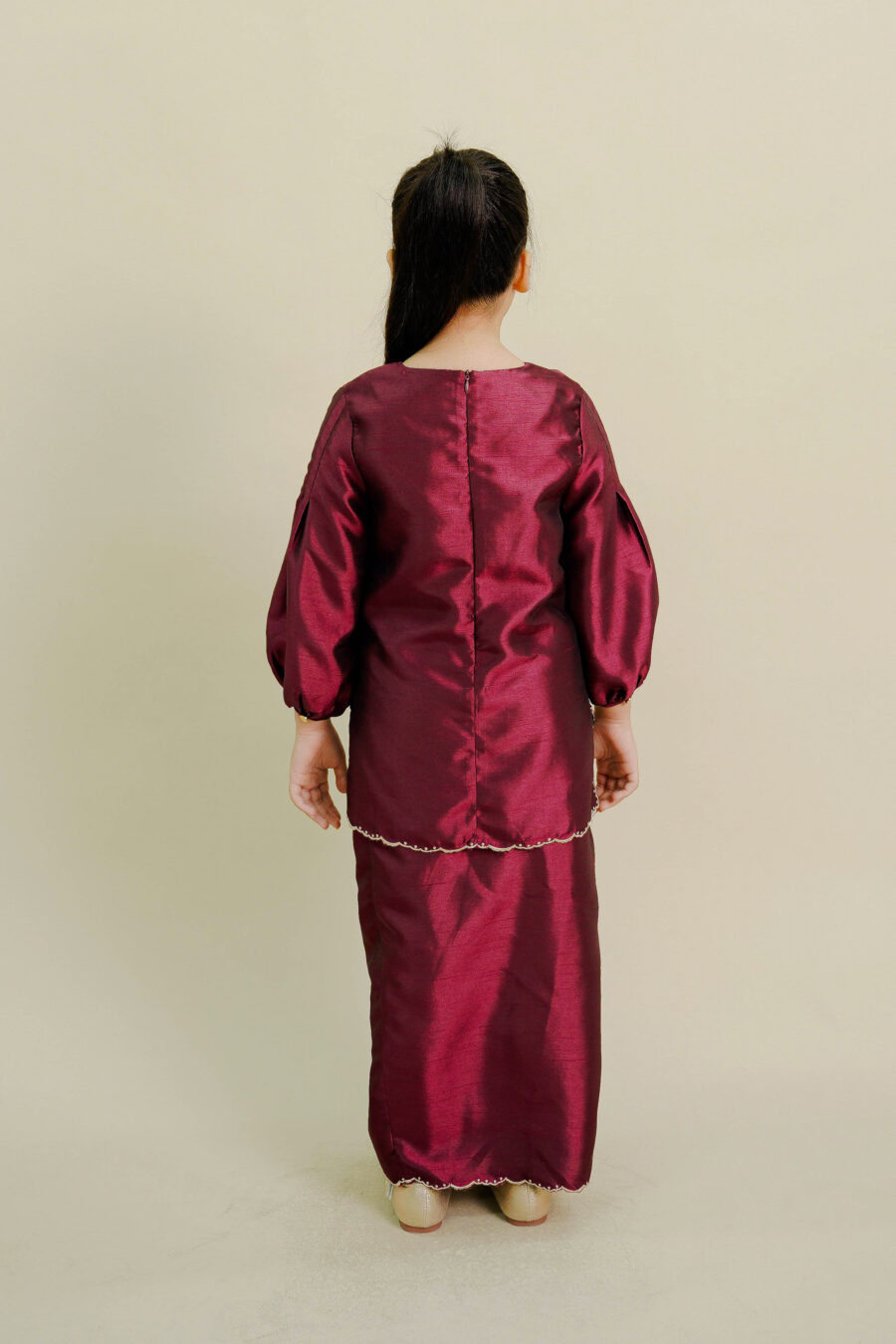 Evelyn Mini Kurung with Embroidery Kids Maroon - Image 5