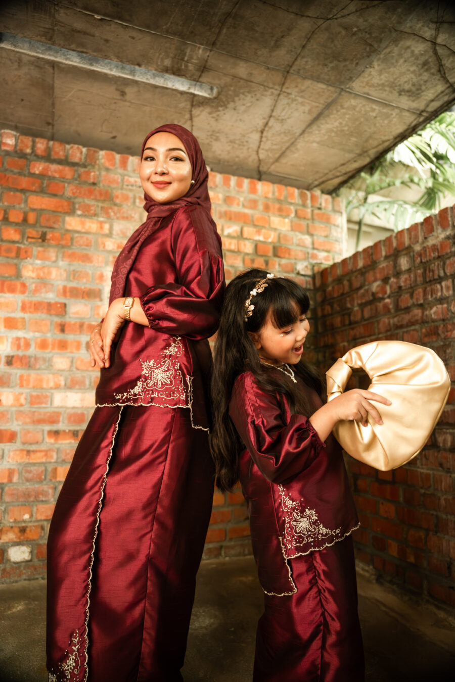 Evelyn Mini Kurung with Embroidery Maroon