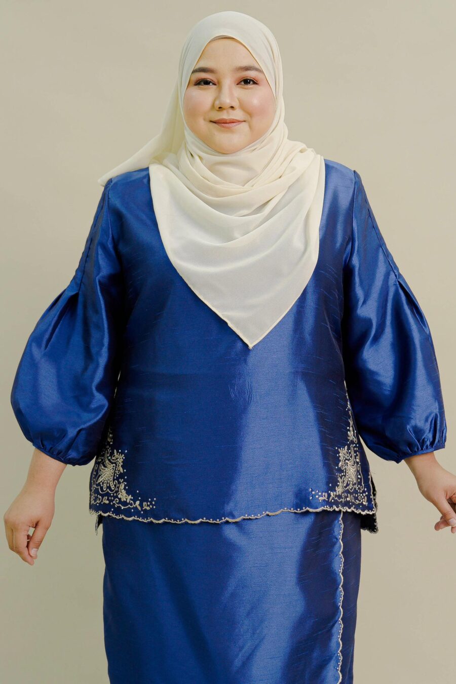 Evelyn Mini Kurung with Embroidery Plus Size Blue - Image 2