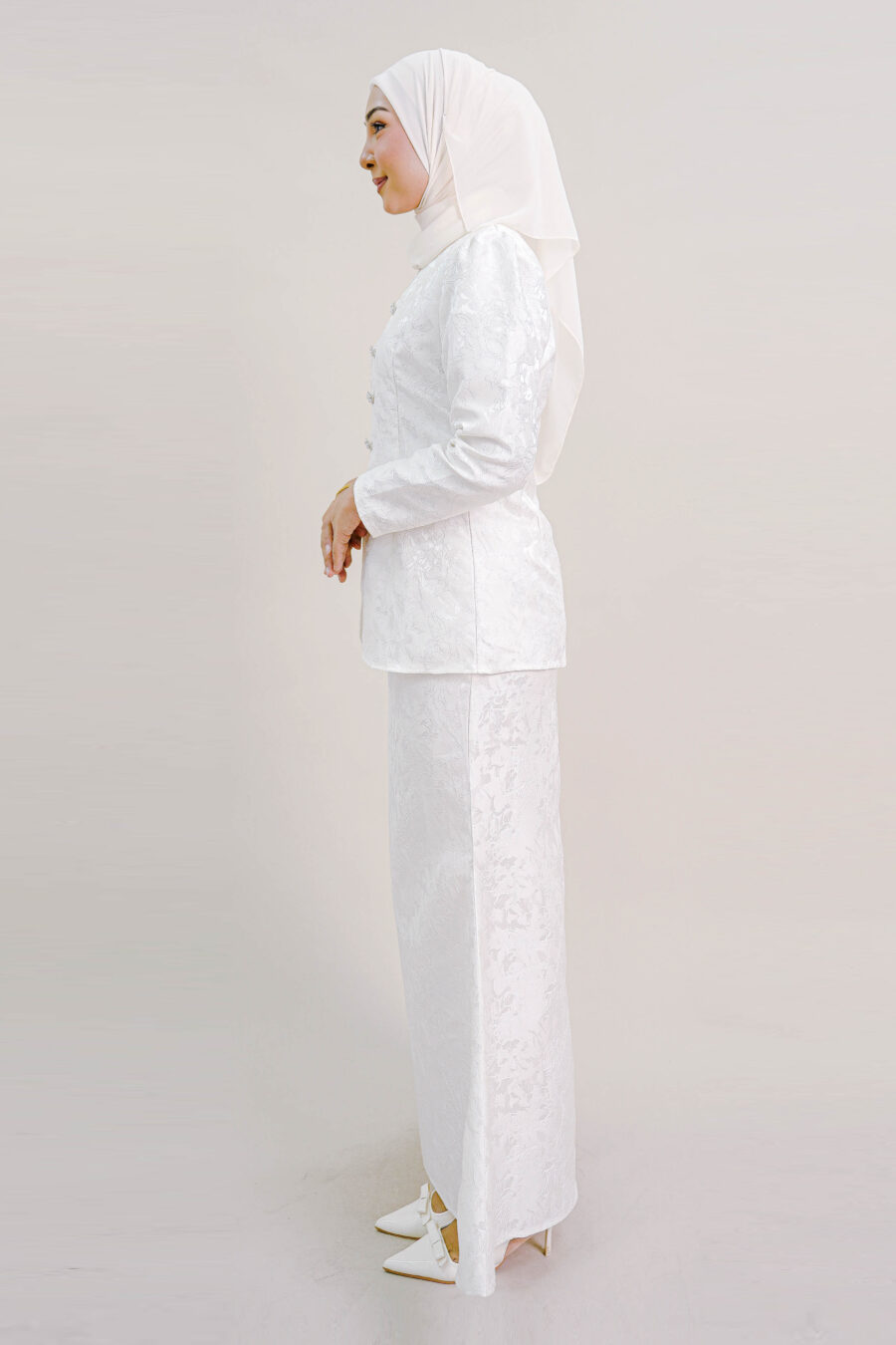 Zenata Kurung in White - Image 2