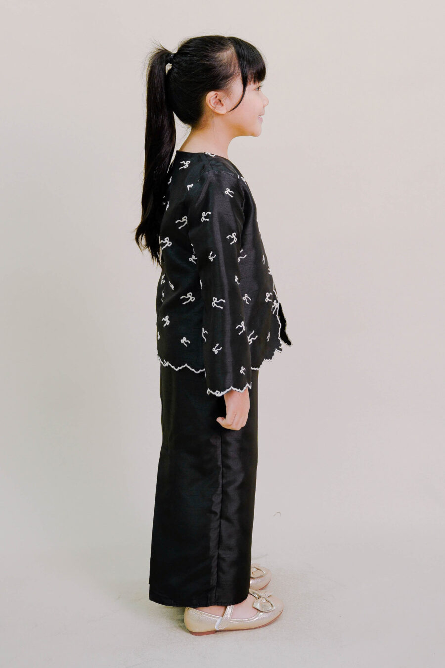 Ilona Kids Kebaya Moden in Black - Image 4