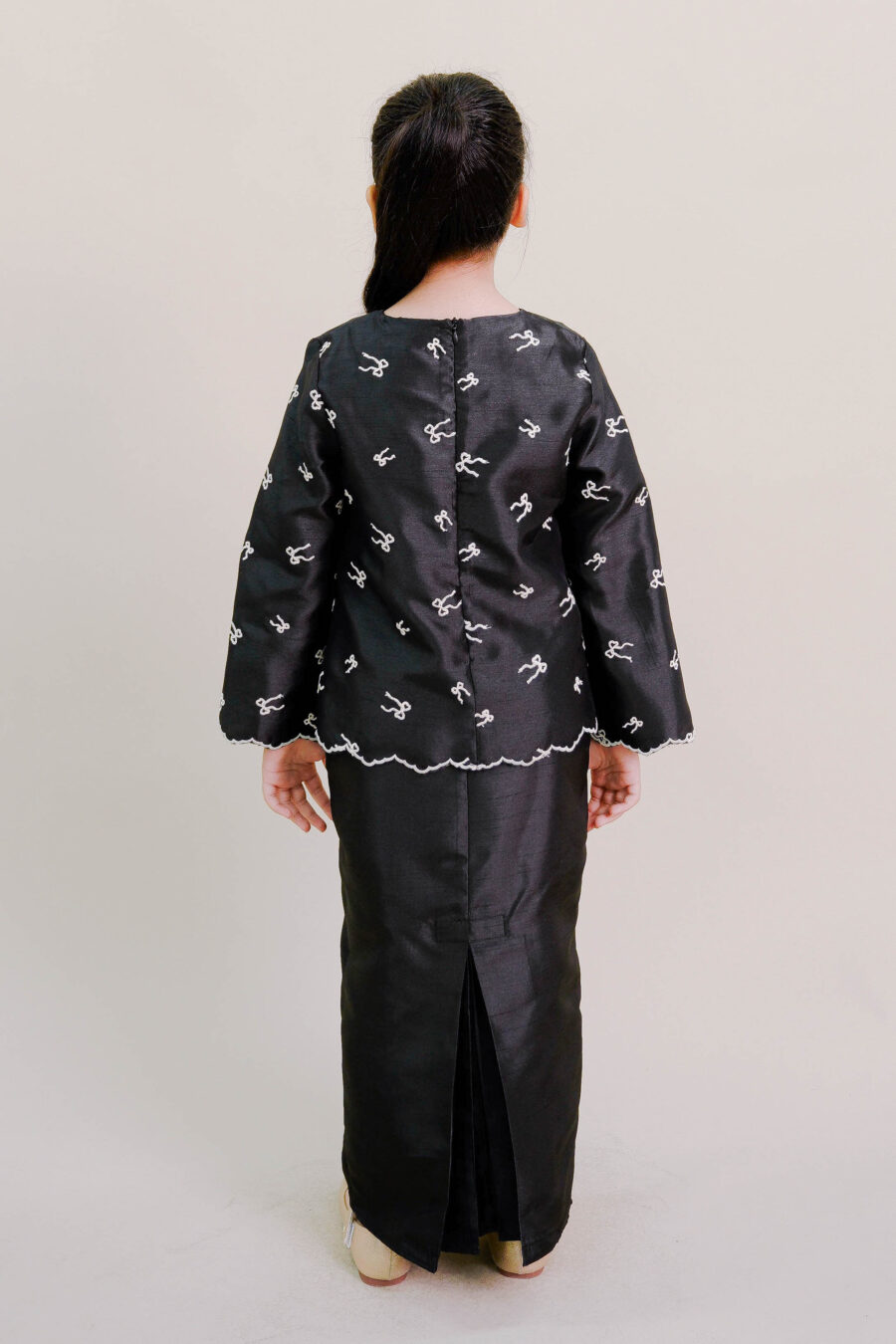 Ilona Kids Kebaya Moden in Black - Image 3