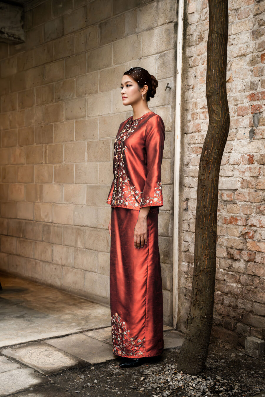 Shera Kurung in Orange - Image 2