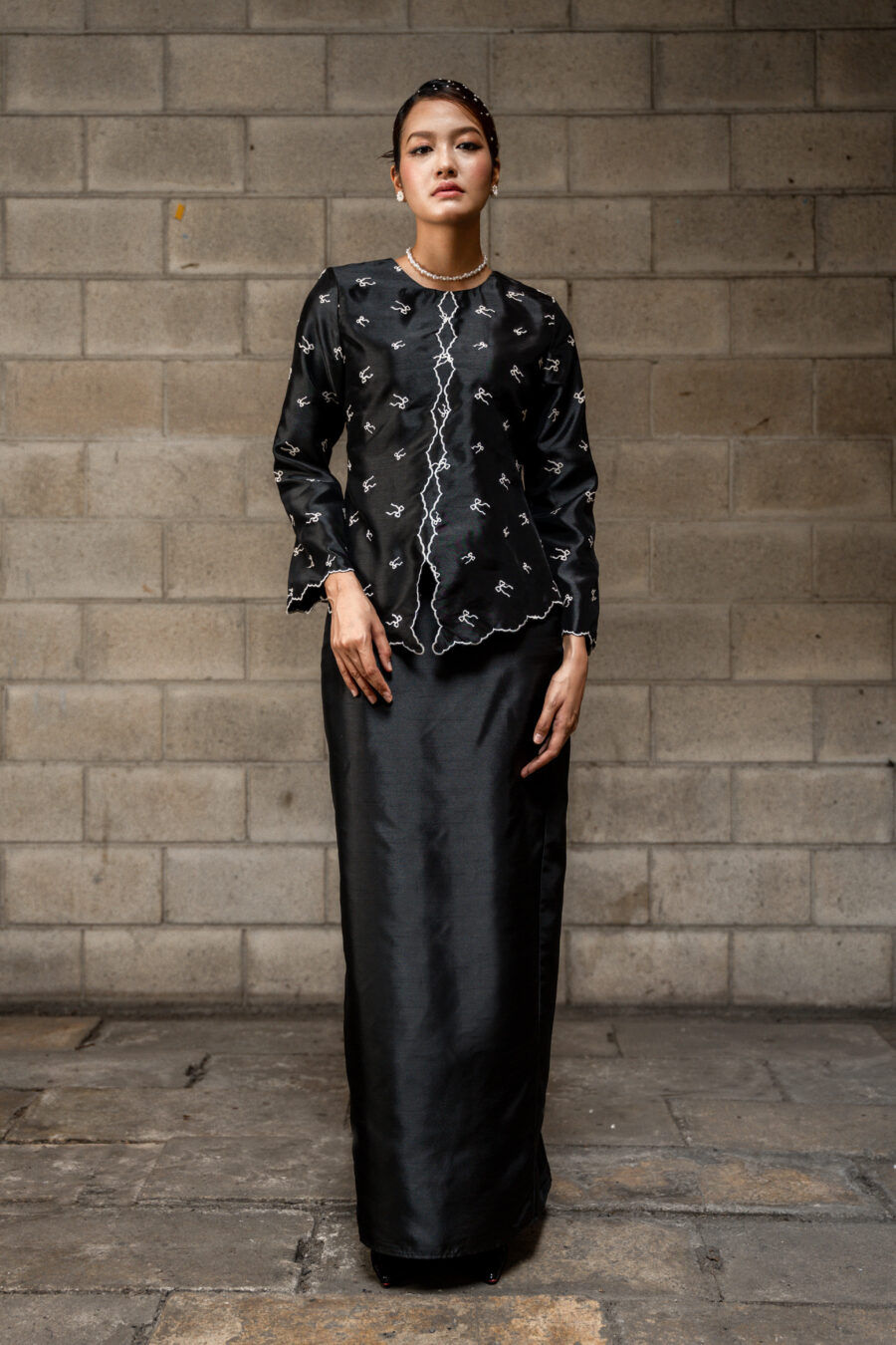 Ilona Kebaya Moden in Black