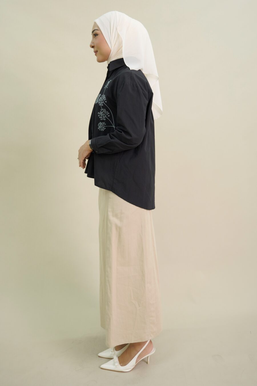 Huree Oversized Top Black - Image 4