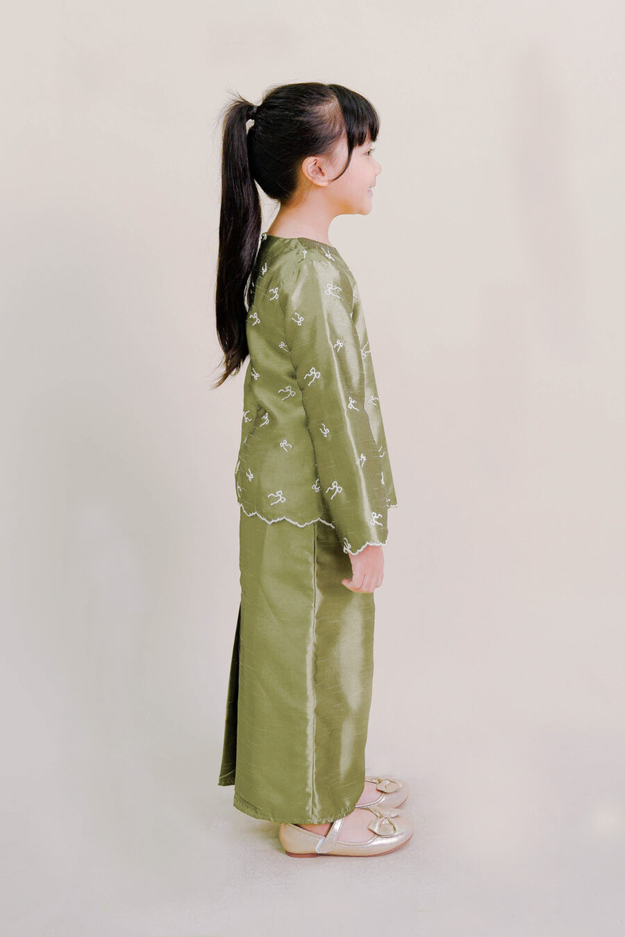 Ilona Kids Kebaya Moden in Green - Image 2