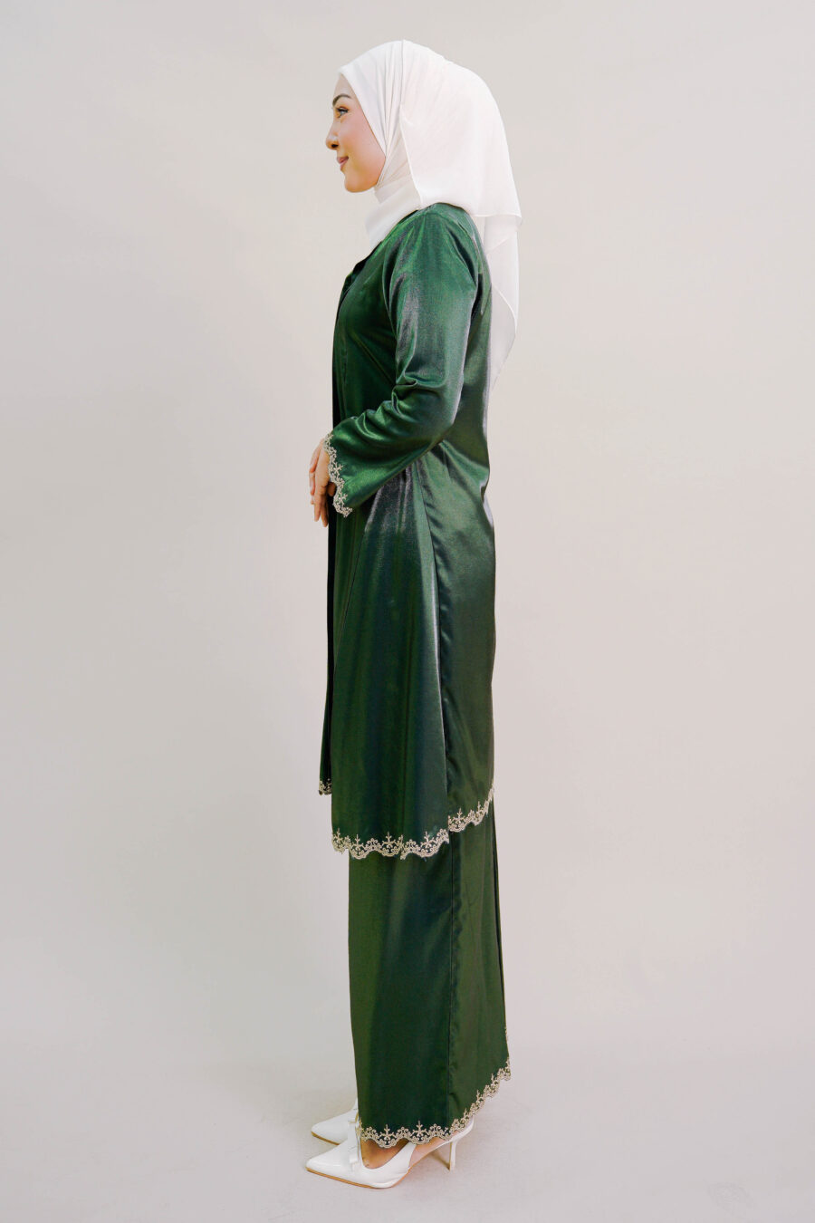 Orlin Kurung in Green - Image 2