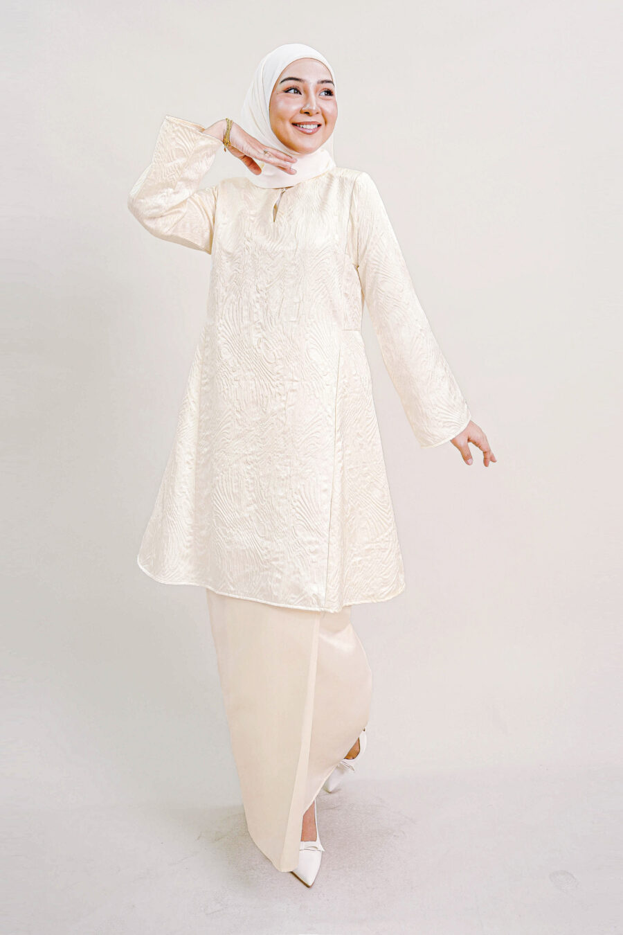 Ayla Duchess Kurung in Cream