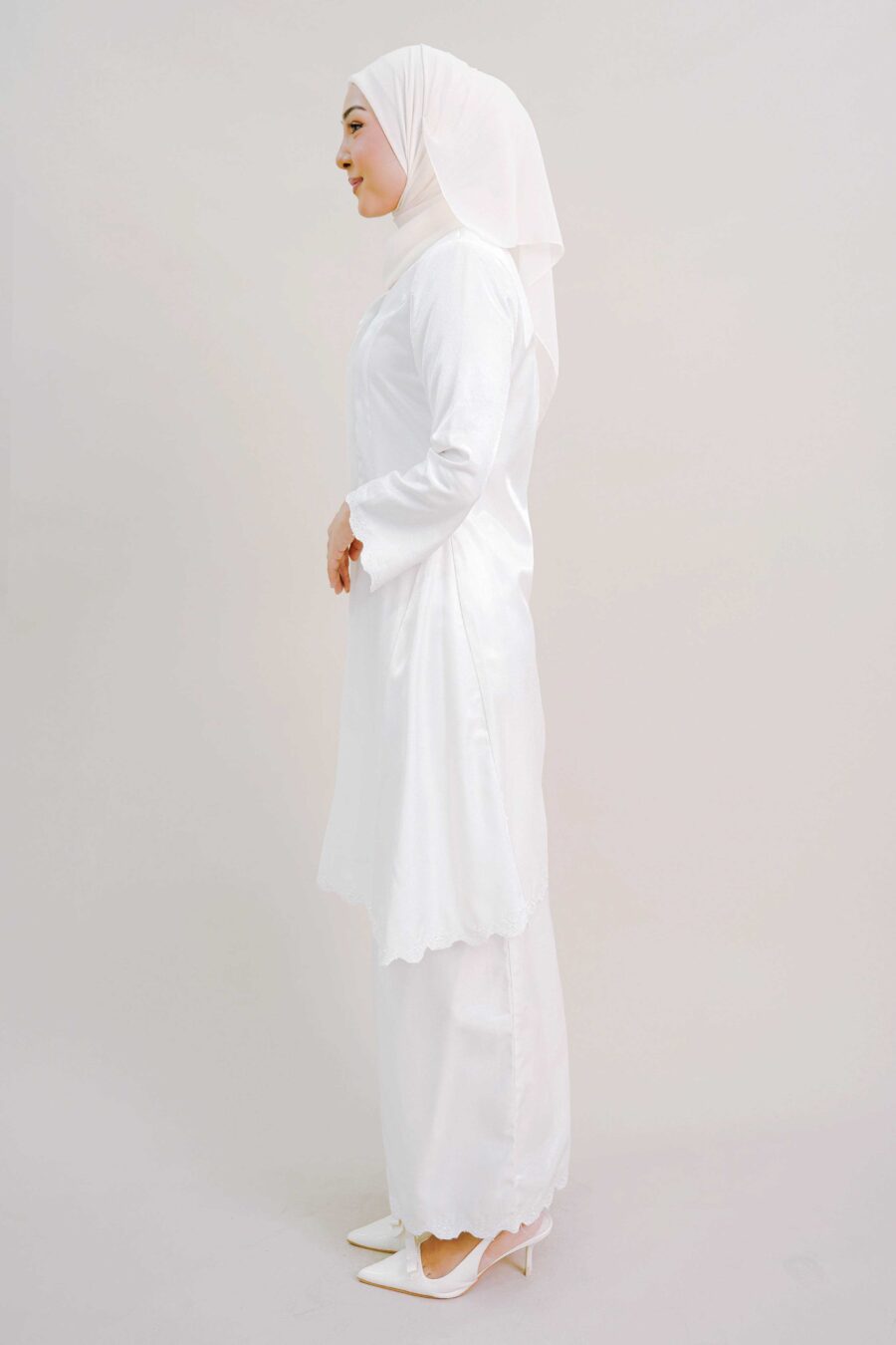 Orlin Kurung in White - Image 2