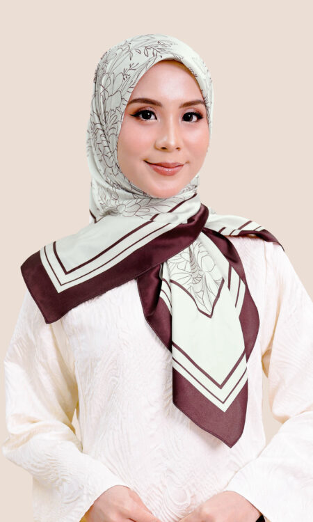 Niwa Satin Printed Square Maroon
