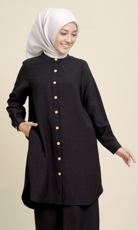Boneta Long Blouse Black